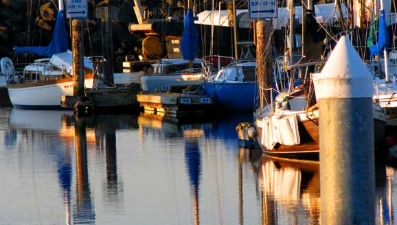 boats Harborside Inn